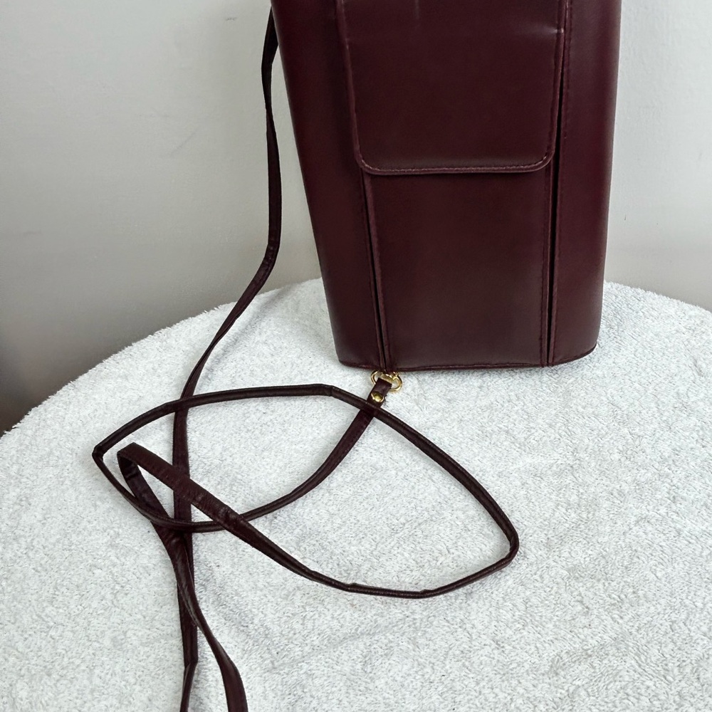 Vintage Buxton Crossbody Bag - Picture 5 of 16